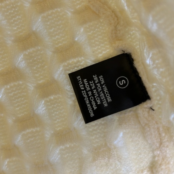 Fashion nova men NWT Cream Knit Polo shirt - Picture 5 of 6